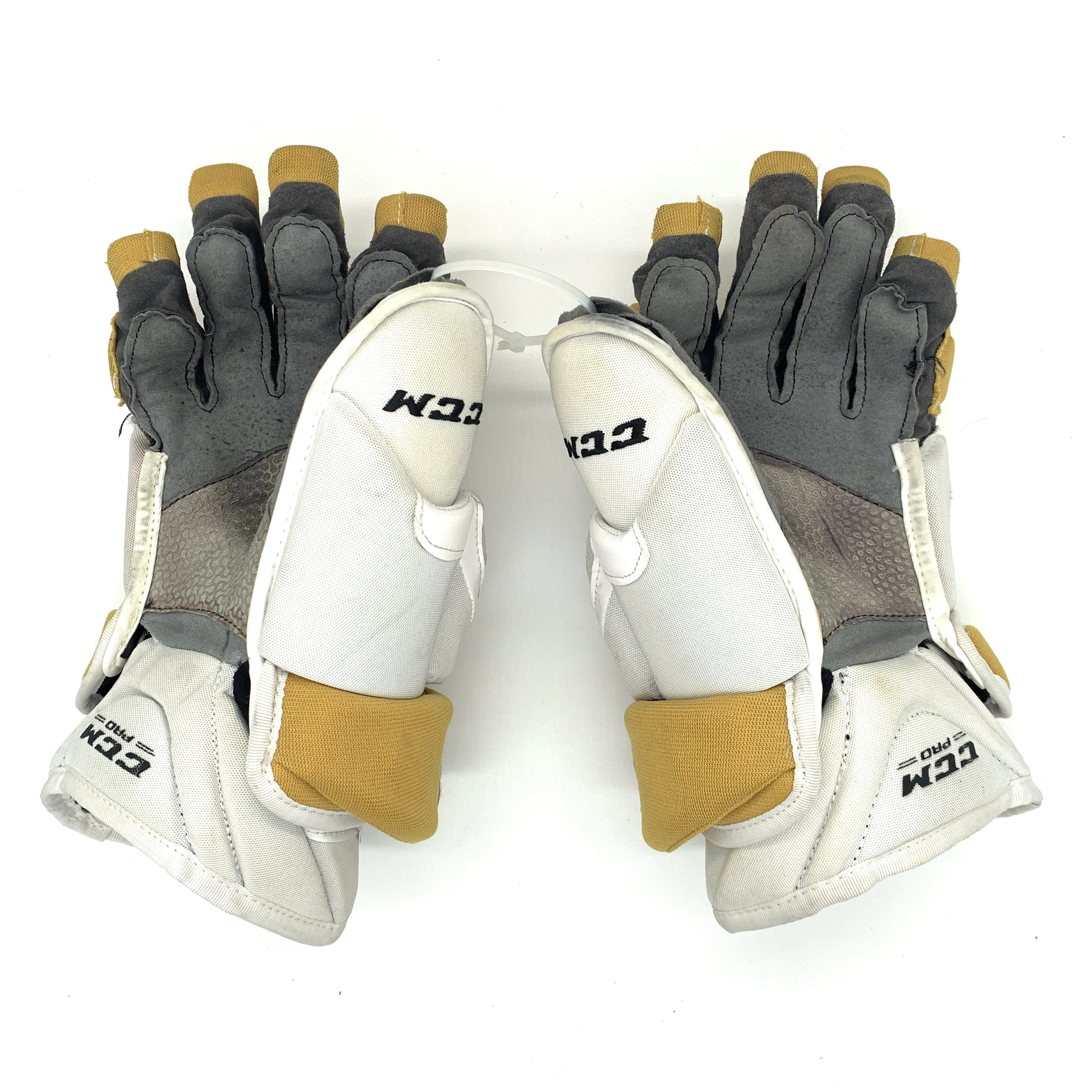 CCM HG12PP - Gant de la LNH Pro Stock d'occasion - Golden Knights de Vegas - Brayden McNabb (blanc/or)